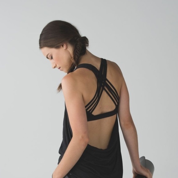 Lululemon top size 2 - Picture 2 of 8